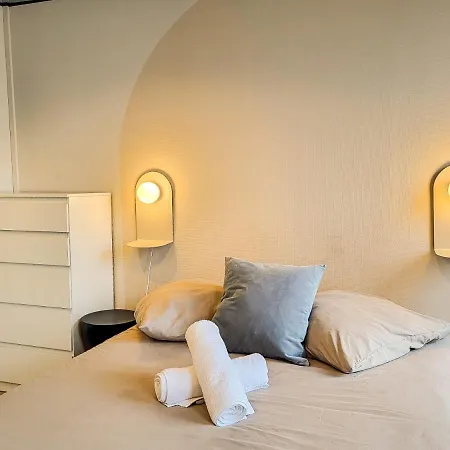 Apartment Oxymore