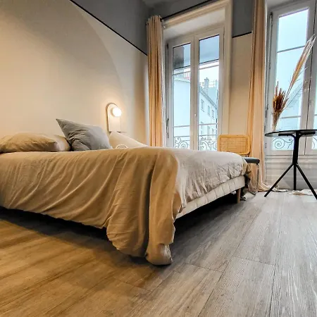 Apartment Oxymore