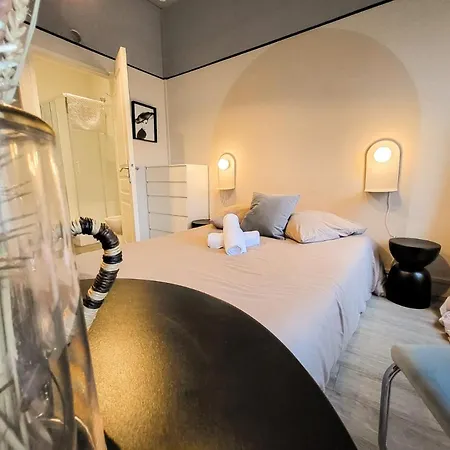 Apartment Oxymore